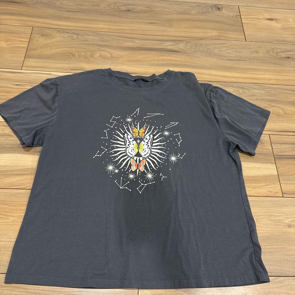 SHEIN Dark Gray Graphic Tee